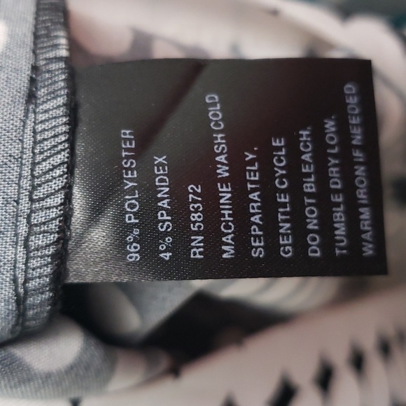 Voir Voir Black/White Sleeveless Belted Polka-dot Dress SIZE 12 - Picture 2 of 8